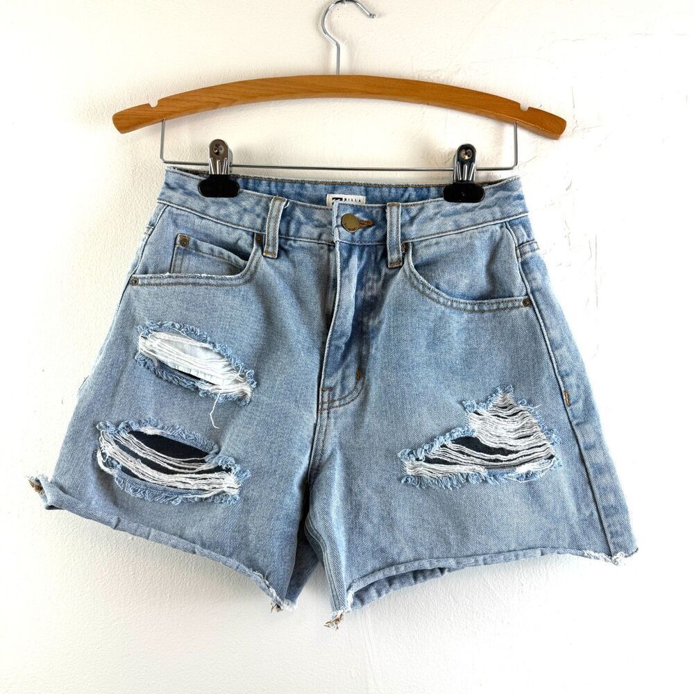 Billabong Women's Faded Denim Wash How Bout That Denim Shorts Size 26